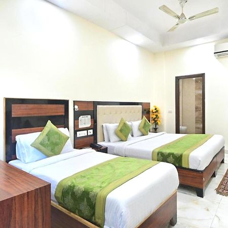 Hotel Emporio View - New Delhi Railway Station - Paharganj Eksteriør billede