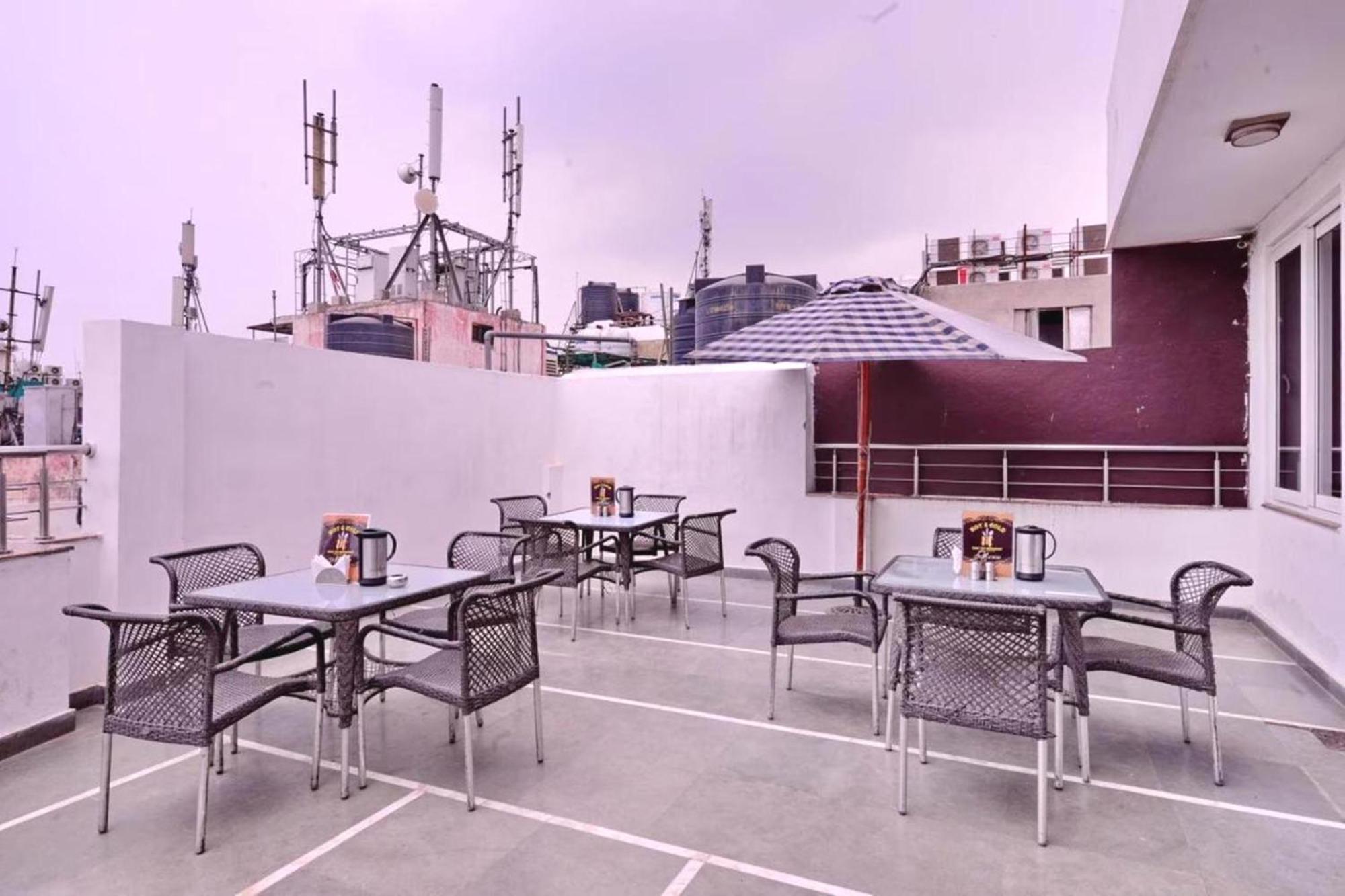 Hotel Emporio View - New Delhi Railway Station - Paharganj Eksteriør billede