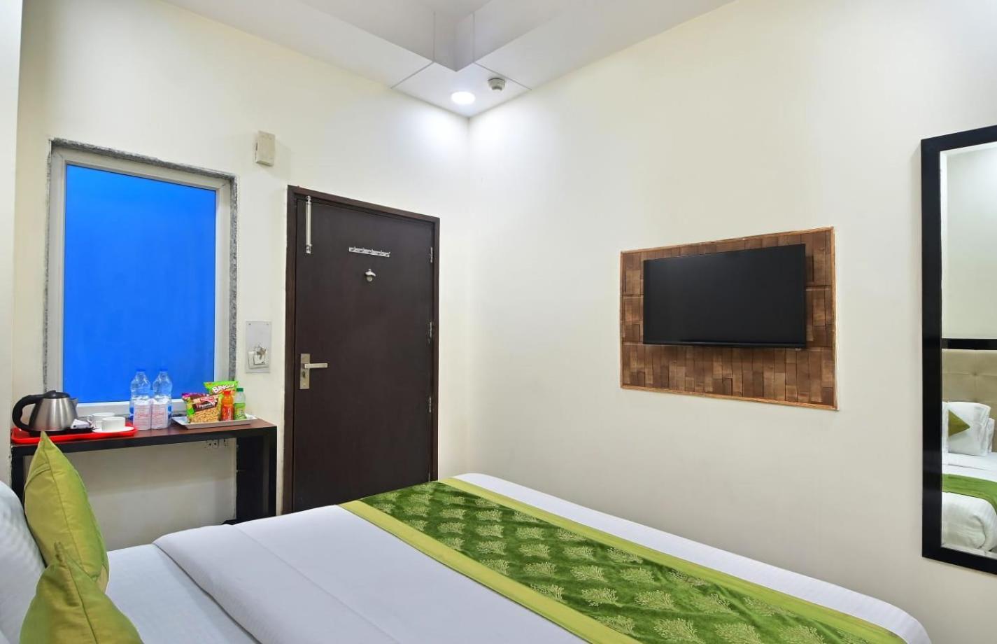 Hotel Emporio View - New Delhi Railway Station - Paharganj Eksteriør billede