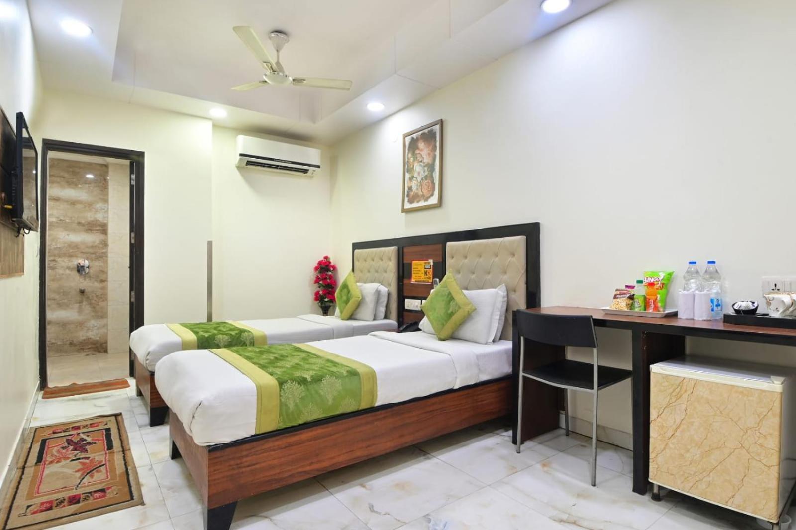 Hotel Emporio View - New Delhi Railway Station - Paharganj Eksteriør billede