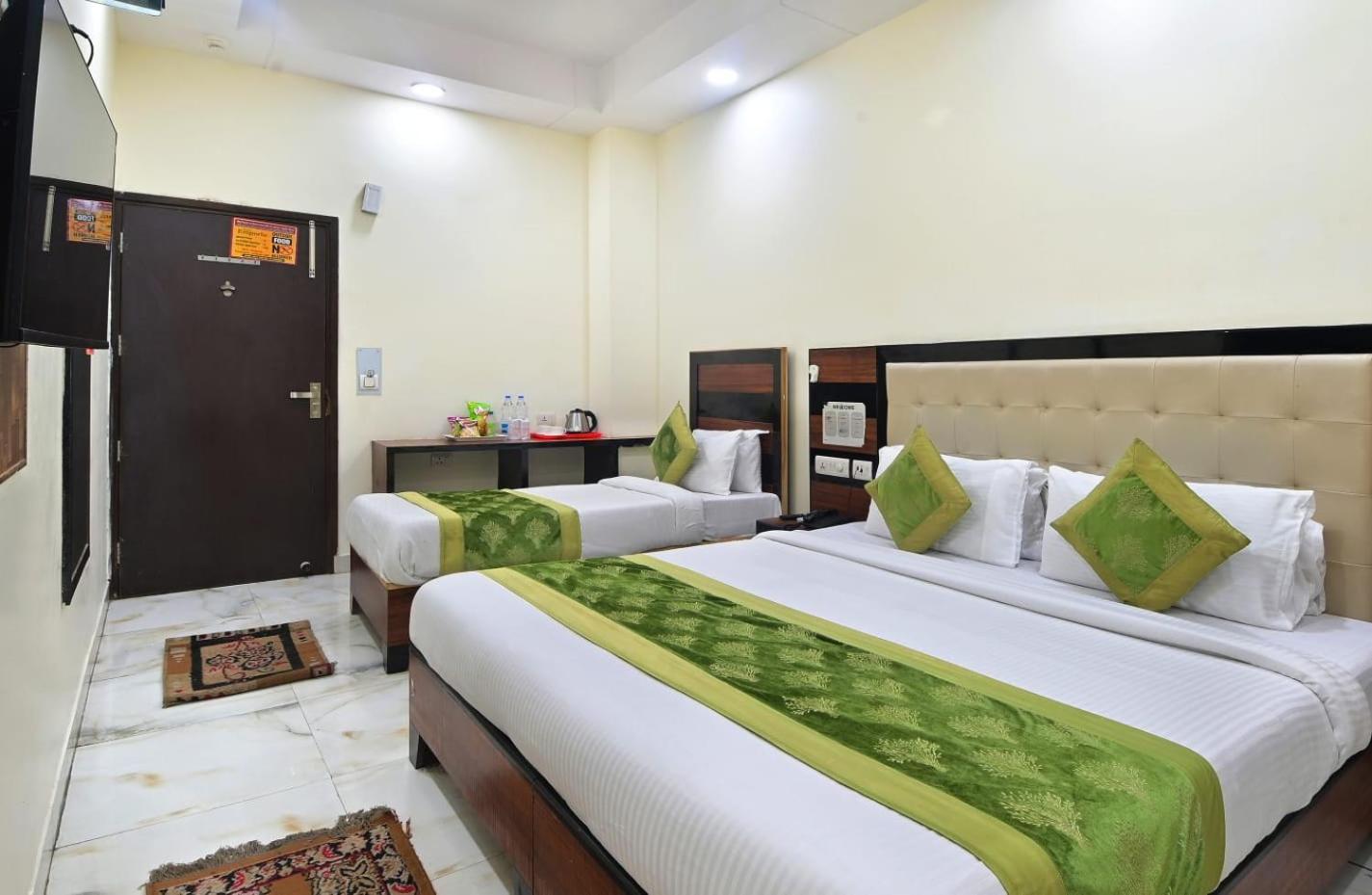 Hotel Emporio View - New Delhi Railway Station - Paharganj Eksteriør billede