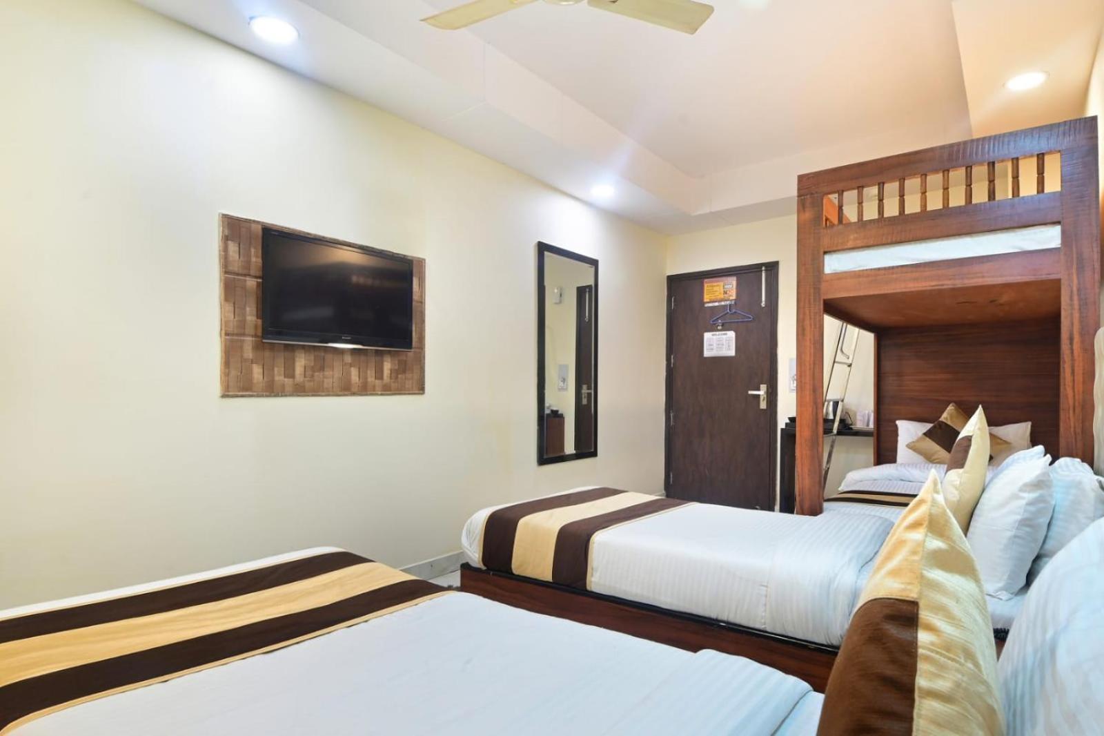Hotel Emporio View - New Delhi Railway Station - Paharganj Eksteriør billede