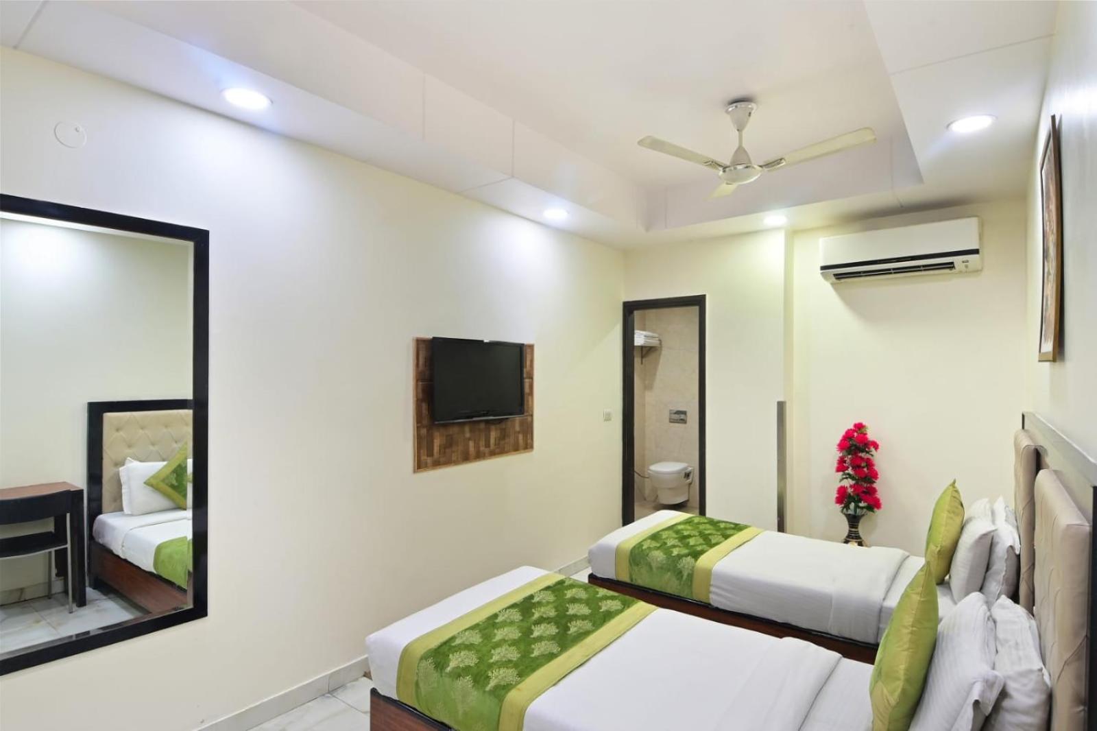 Hotel Emporio View - New Delhi Railway Station - Paharganj Eksteriør billede