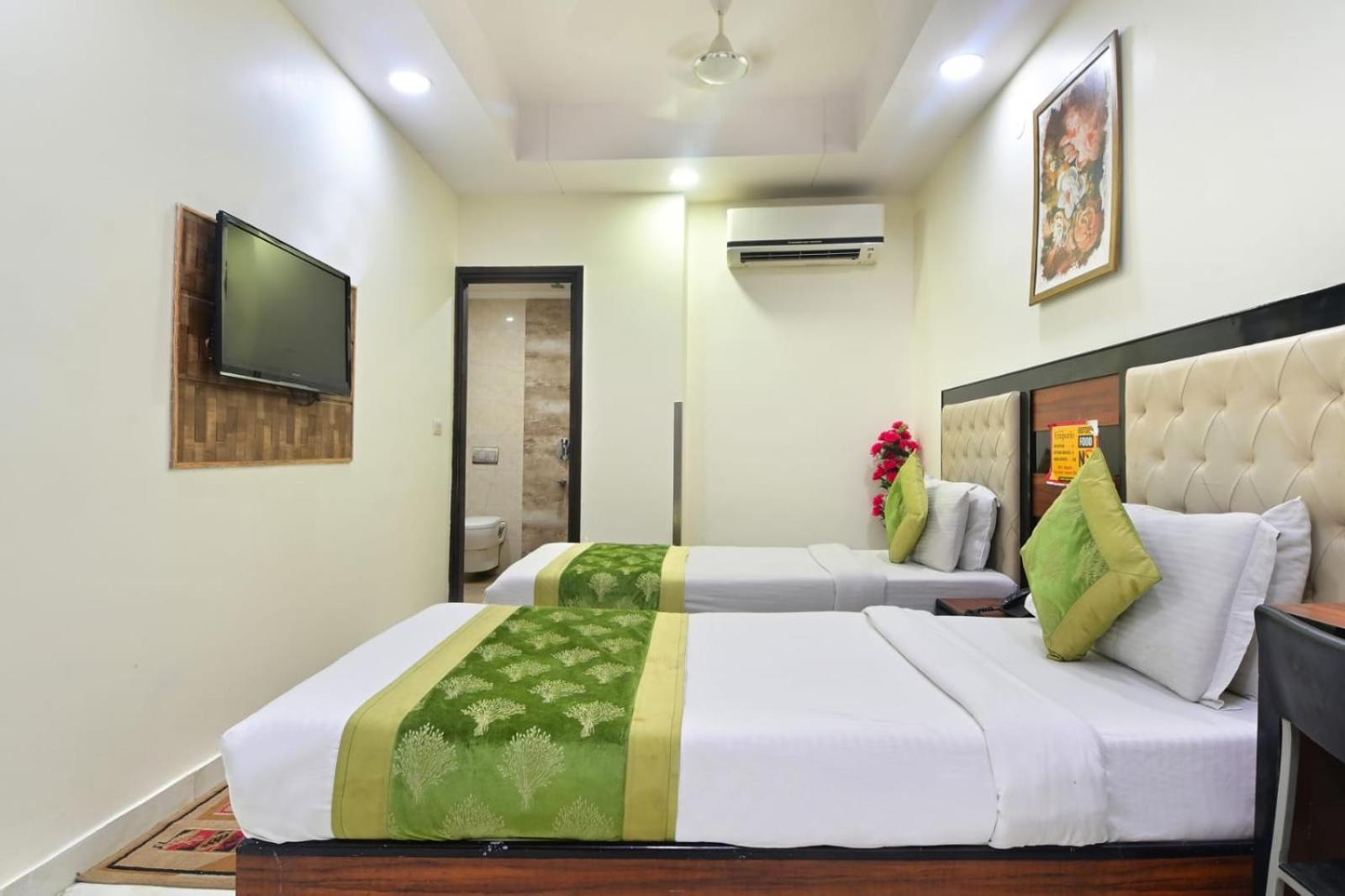 Hotel Emporio View - New Delhi Railway Station - Paharganj Eksteriør billede
